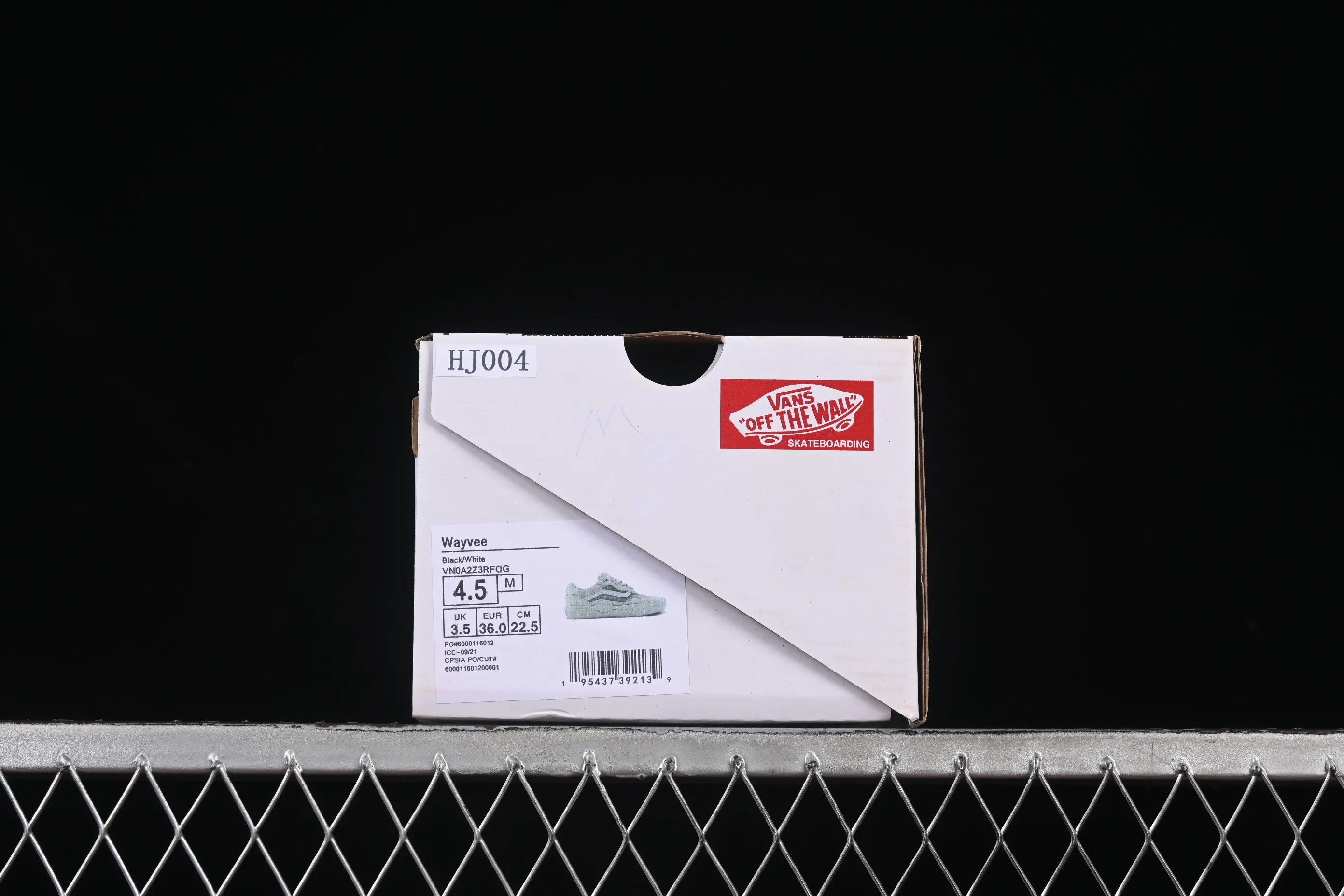 All categories Vans Vans series Vans Low Vans low-top Vans Wayvee Vans retro low-top casual sneakers VN0A2Z3RFOG